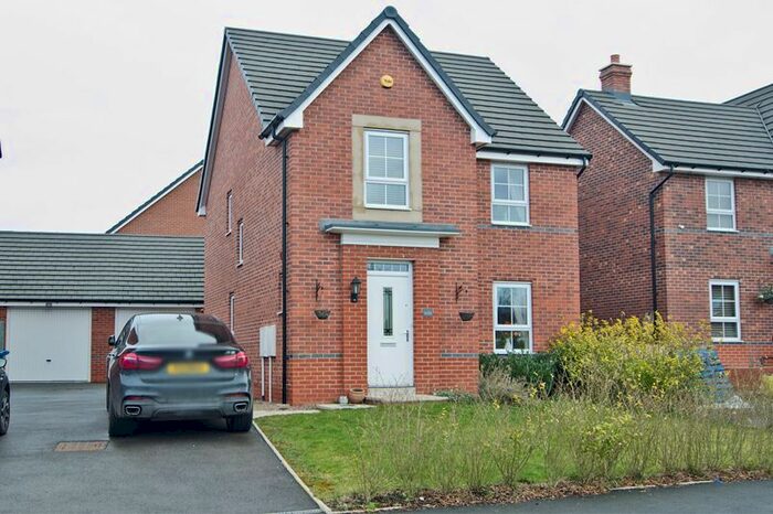 4 Bedroom Detached House To Rent In Ruston Road, Burntwood, WS7
