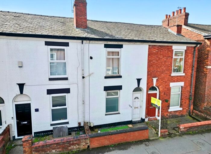 2 Bedroom Terraced House For Sale In Hall Street, Stockport, Cheshire, SK1