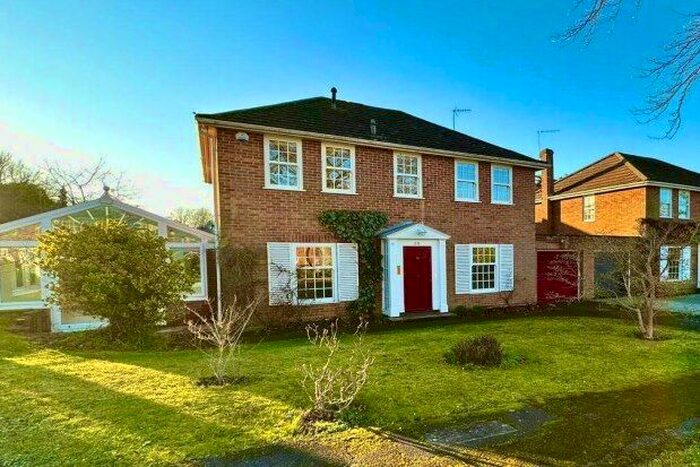 4 Bedroom Detached House To Rent In Bereweeke Way, Winchester, SO22