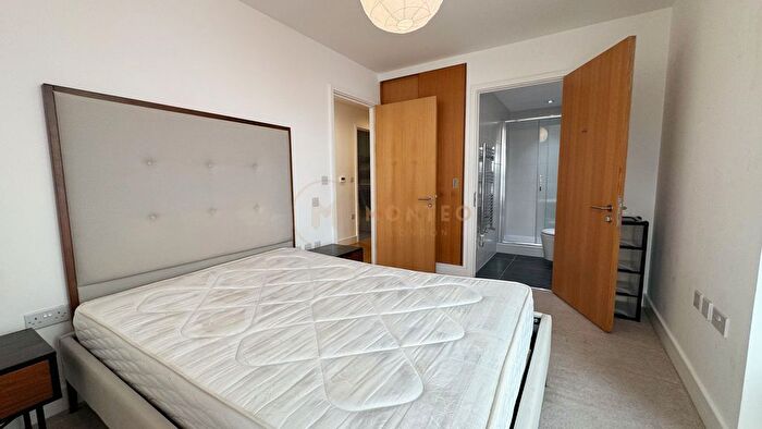 2 Bedroom Flat To Rent In Barking Road, London, E16