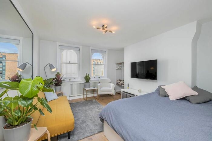 Studio To Rent In Cleveland Street, Fitzrovia, W1T