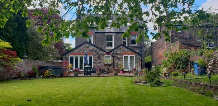 2 Bedroom Apartment To Rent In Salisbury Road, Cressington Park, L19