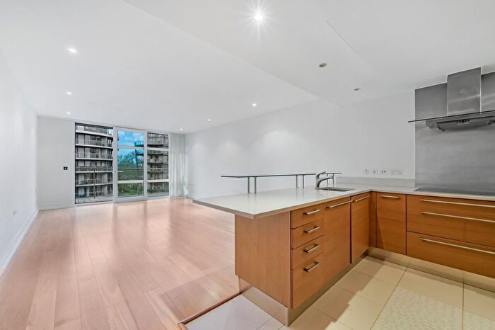 1 Bedroom Flat To Rent In Howard Building, Chelsea Bridge Wharf, London, SW11