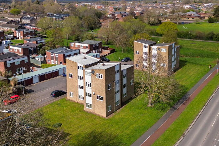 2 Bedroom Apartment For Sale In Fairfax Court, St. Neots, PE19