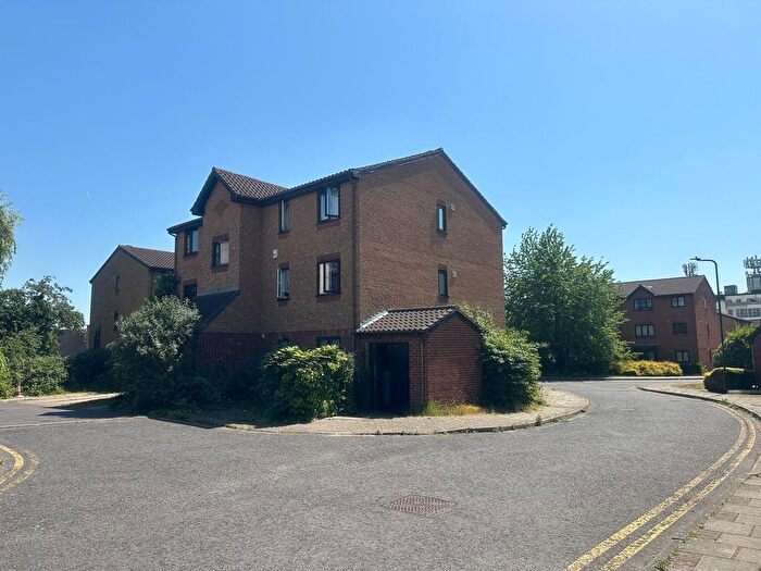 Studio For Sale In Pempath Place, Wembley, HA9