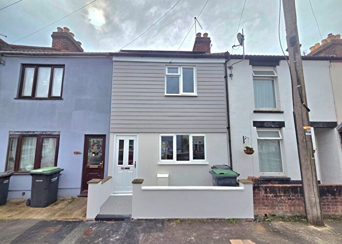 2 Bedroom Terraced House To Rent In Zetland Road, Gosport, PO12