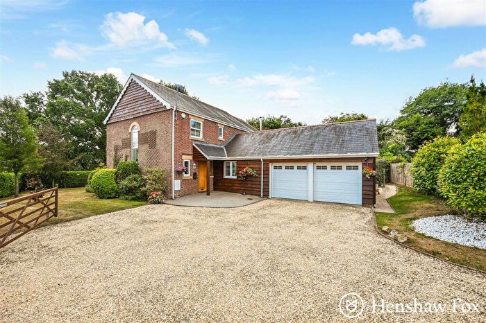 4 Bedroom Detached House For Sale In Newtown Road, Awbridge, Hampshire, SO51