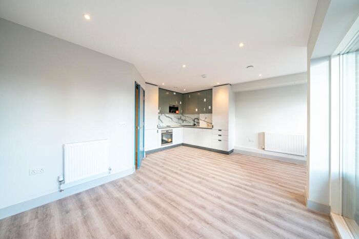 1 Bedroom Flat To Rent In Albion Street London, SE16