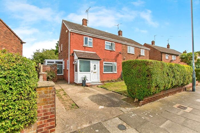 3 Bedroom Semi-Detached House For Sale In Almond Road, Peterborough, PE1