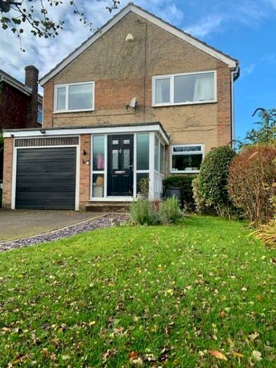 4 Bedroom Detached House To Rent In Victoria Avenue, Ilkley, LS29