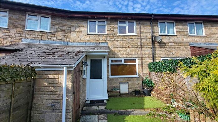 2 Bedroom Terraced House For Sale In Fountain Court, Shaftesbury, SP7