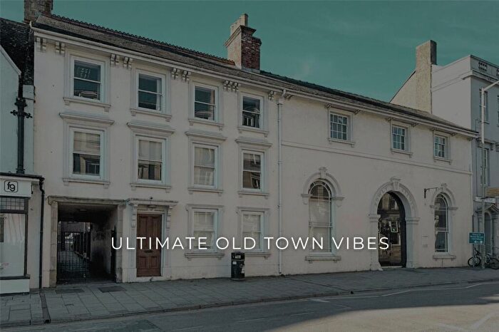 2 Bedroom Apartment To Rent In Old Town Court, - High Street, Old Town, Swindon, SN1