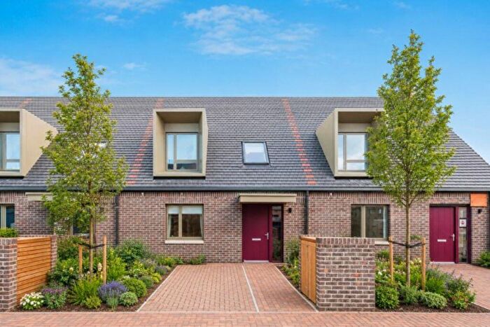 3 Bedroom Terraced House For Sale In Oakfield, Swindon, SN3