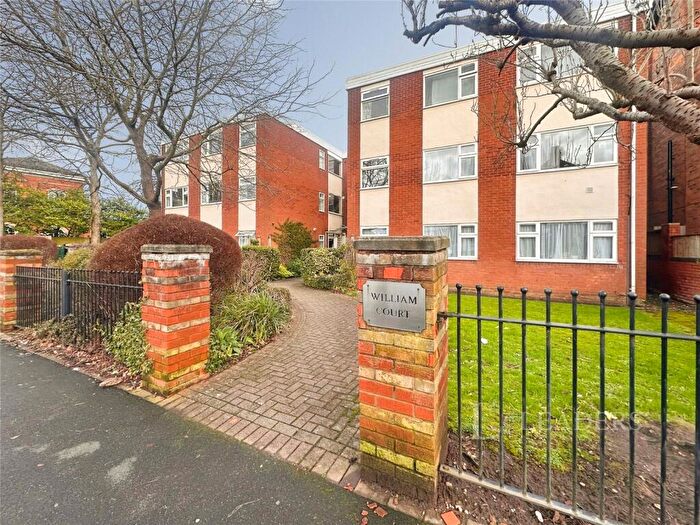 2 Bedroom Flat To Rent In Clarendon Road, Birmingham, West Midlands, B16