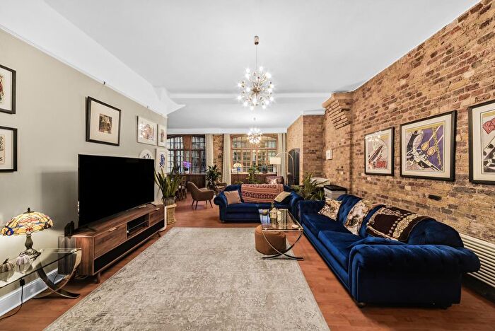 2 Bedroom Apartment For Sale In Telfords Yard, London, E1W