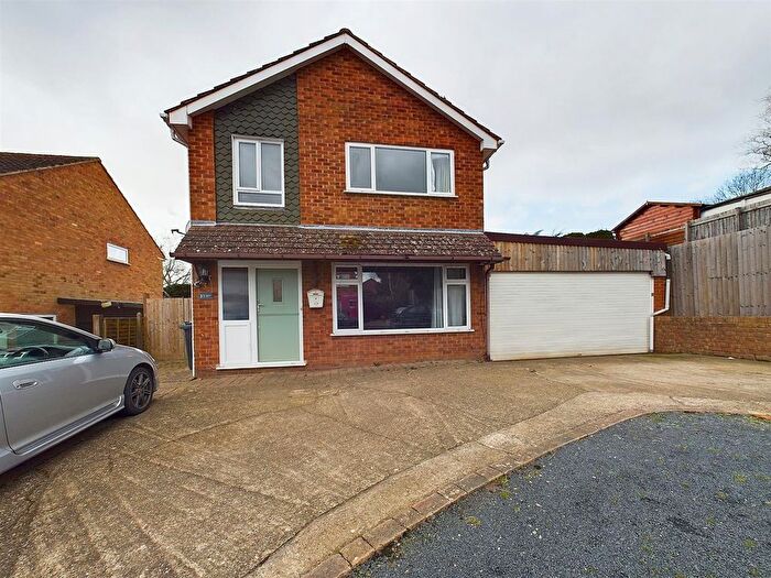 3 Bedroom Detached House For Sale In Orchard Way, Leigh, Worcester, WR6