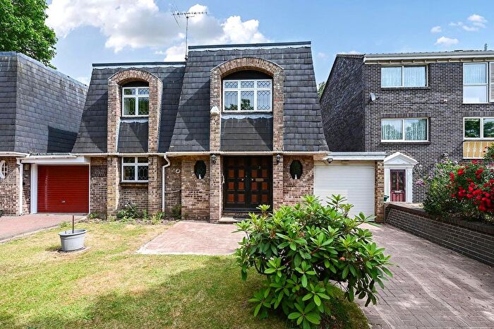 4 Bedroom Detached House For Sale In Staines, Surrey, TW18