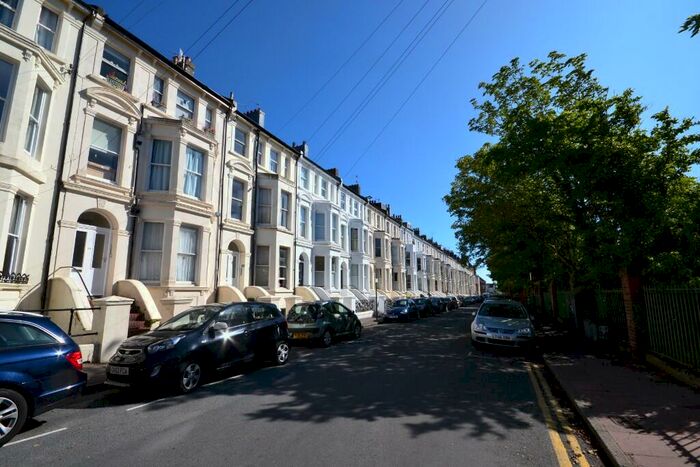 1 Bedroom Flat To Rent In Walpole Terrace, BN2
