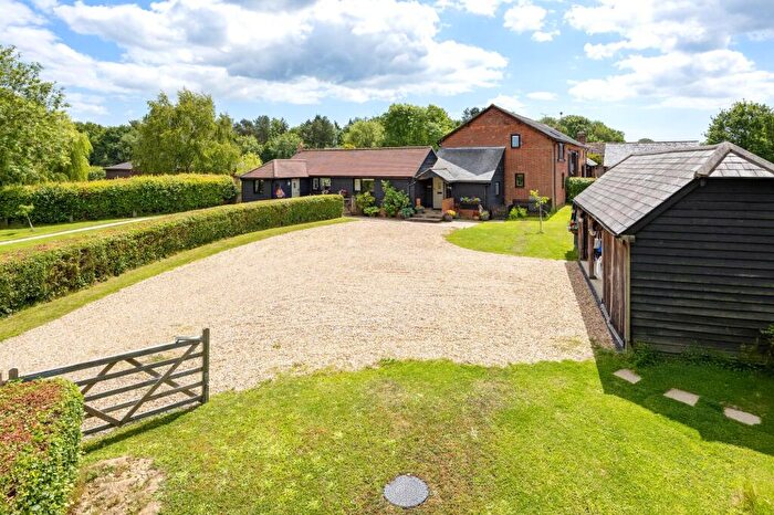 3 Bedroom Barn Conversion For Sale In Rookcross Lane, West Grinstead, RH13