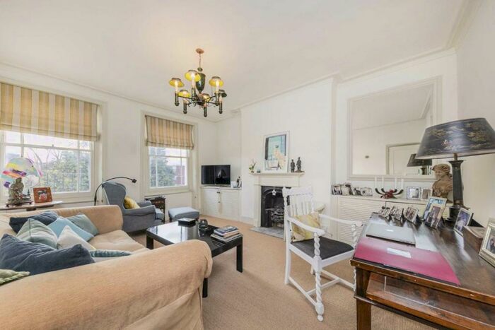 2 Bedroom Flat To Rent In Nightingale Lane, Balham, SW12