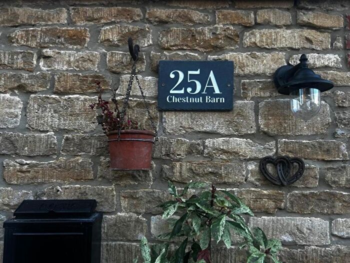 3 Bedroom Barn Conversion For Sale In Church Street, Semington, Semington, BA14