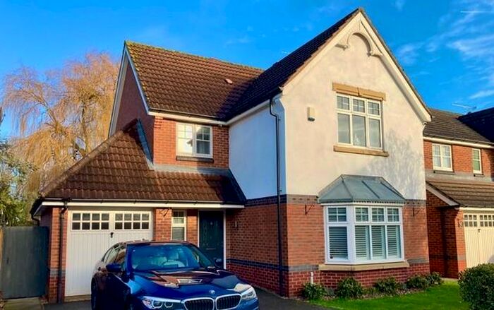 4 Bedroom Detached House To Rent In Whitworth Avenue, Hinckley, LE10