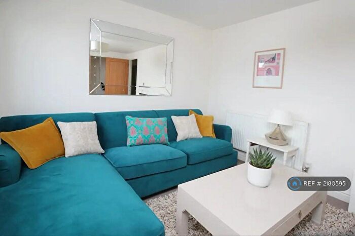 1 Bedroom Flat To Rent In College Lane, Littlemore, Oxford, OX4