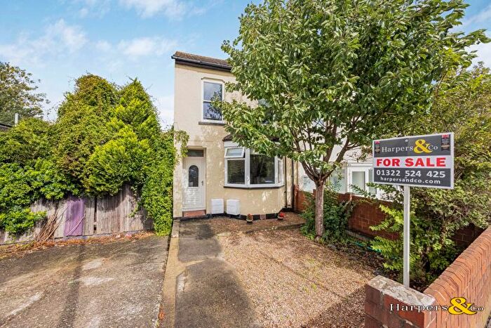 1 Bedroom Maisonette For Sale In Abbey Road, Belvedere, DA17