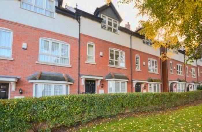 4 Bedroom Mews To Rent In Stanley Road, Leicester, LE2