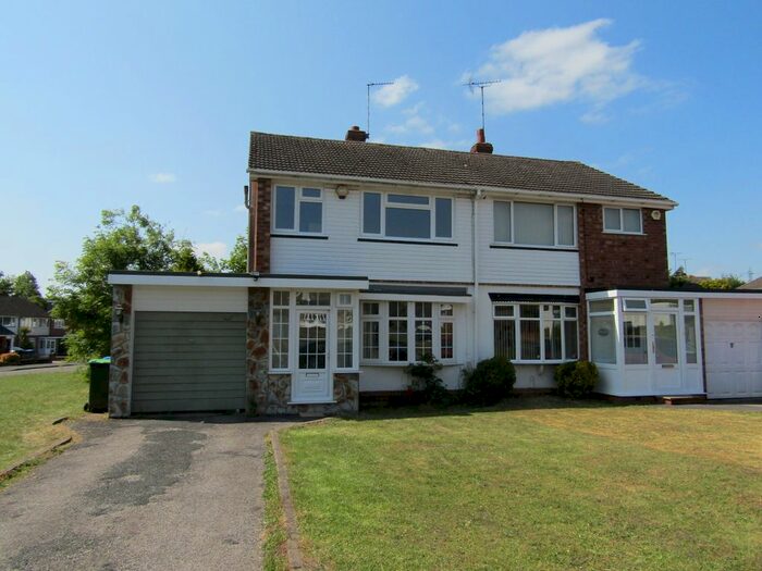 3 Bedroom Semi-Detached House To Rent In Ingestre Drive, Great Barr, Birmingham, B43