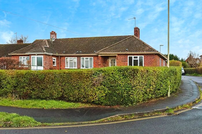 2 Bedroom Bungalow For Sale In Uplands Road, Rowland's Castle, Hampshire, PO9