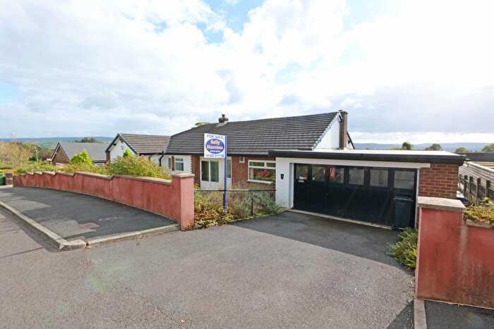 2 Bedroom Bungalow For Sale In Stone Edge Road, Barrowford, BB9