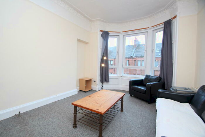 2 Bedroom Flat To Rent In Cumbernauld Road, Dennistoun, G31