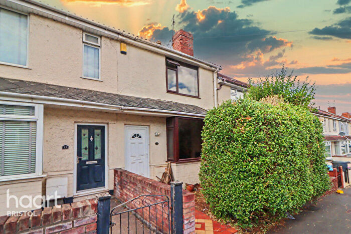 3 Bedroom Terraced House For Sale In Hengrove Avenue, Bristol, BS14