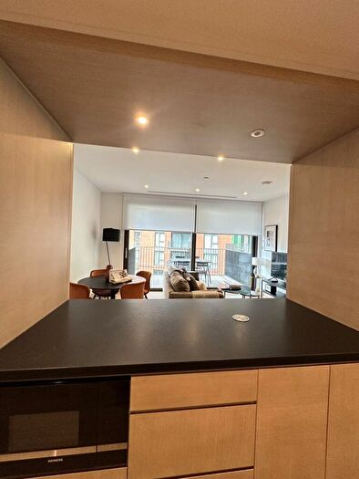 2 Bedroom Flat To Rent In Legacy Building, Viaduct Gardens, SW11