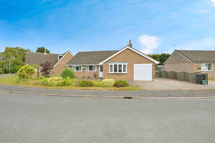 3 Bedroom Detached Bungalow For Sale In Gibson Drive, Upper Benefield, Peterborough, PE8