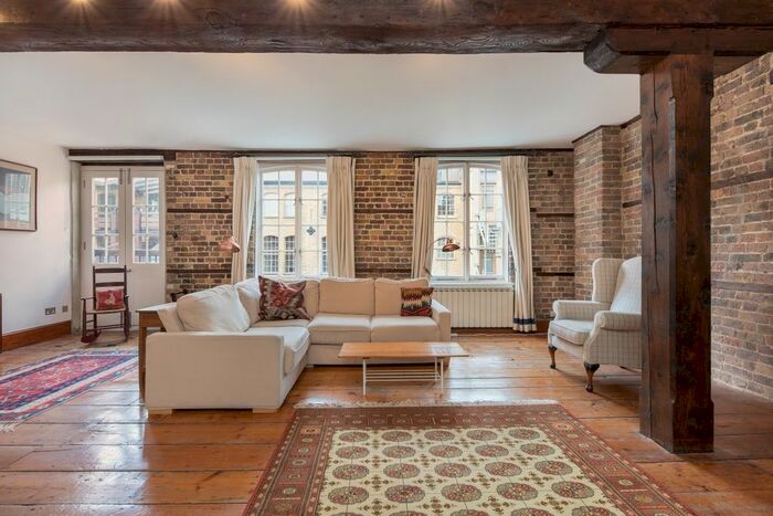 2 Bedroom Flat To Rent In Canvas House, Queen Elizabeth Street, London, SE1