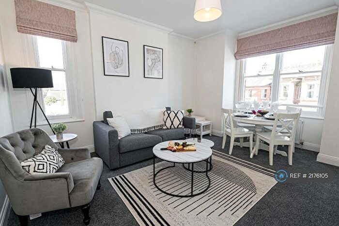 1 Bedroom Flat To Rent In West Borough, Wimborne, BH21