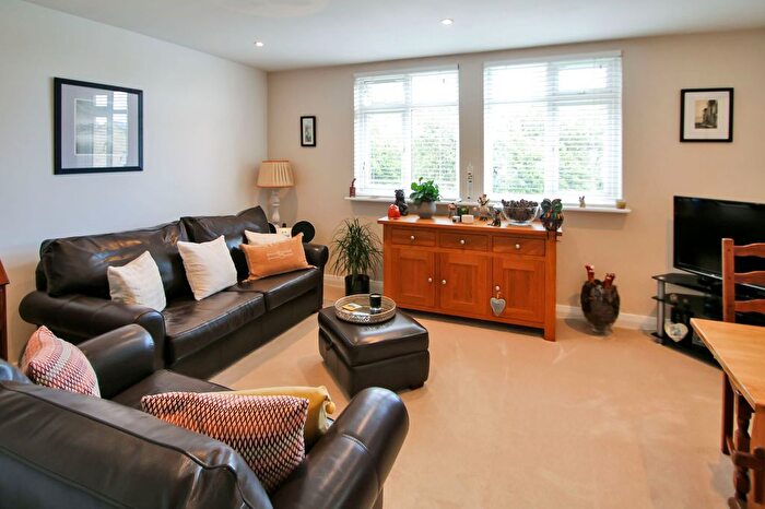 1 Bedroom Flat For Sale In Hilltop Drive, Highfields Hilltop Drive, TN31