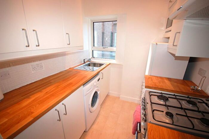 2 Bedroom Flat To Rent In Gladsmuir Road, Hillington, G52