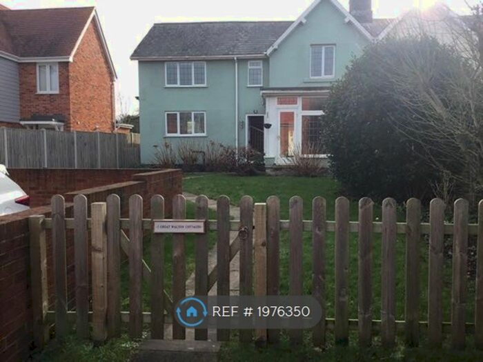 4 Bedroom Semi-Detached House To Rent In Great Walton Cottages, Sandwich, CT13