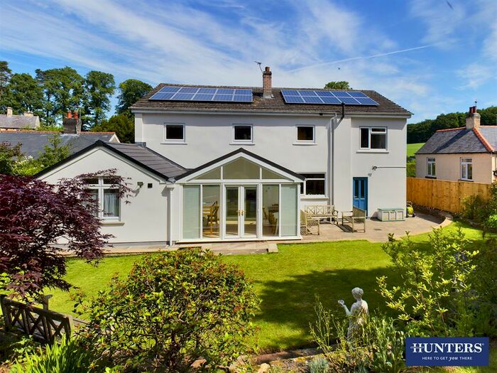 4 Bedroom Detached House For Sale In Station Road, Brampton, CA8