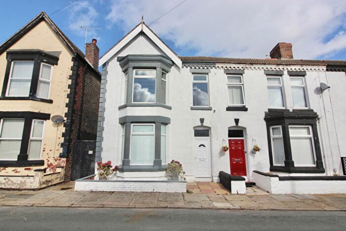 4 Bedroom End Of Terrace House For Sale In Mather Road, Prenton, Merseyside, CH43