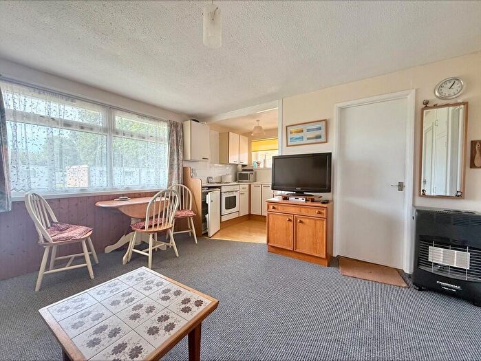 2 Bedroom Chalet For Sale In Florida Chalet, Back Market Lane, Hemsby, NR29