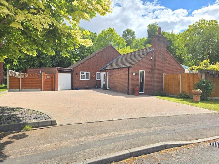 3 Bedroom Bungalow For Sale In Chandlers Drive, Tamworth, Staffordshire, B77