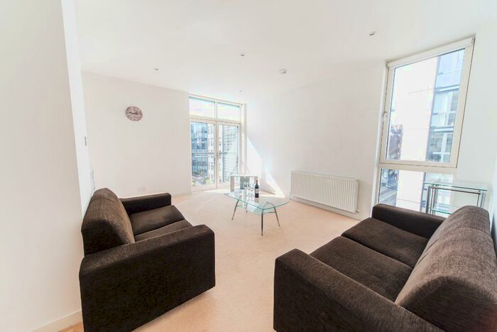 2 Bedroom Flat To Rent In Oswald Street, City Centre, Glasgow, G1