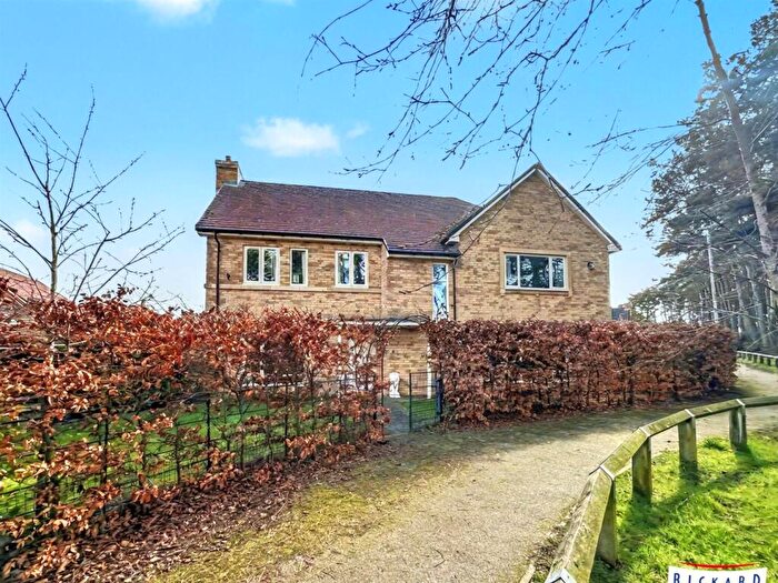 5 Bedroom Detached House For Sale In Bowmont Walk, St. Mary Park, Morpeth, NE61