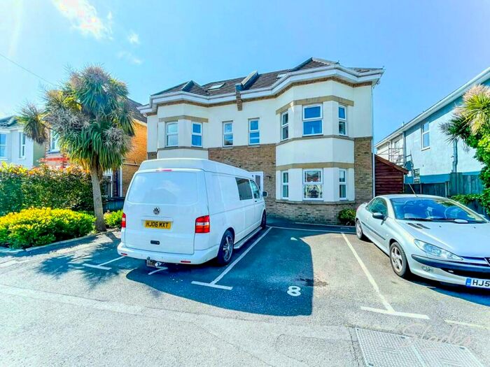 1 Bedroom Maisonette To Rent In Woodside Road, Southbourne, Bournemouth, BH5