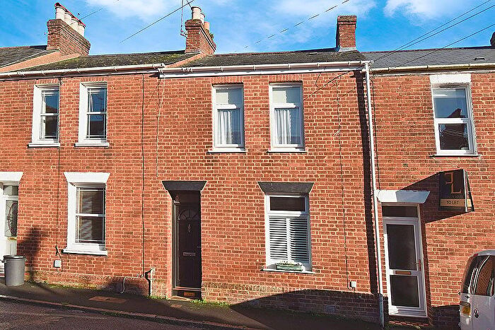 2 Bedroom Terraced House For Sale In Hoopern Street, Exeter, EX4