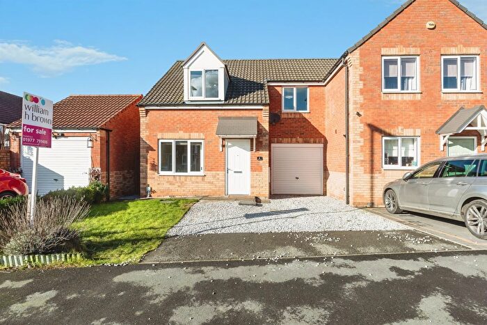 3 Bedroom Semi-Detached House For Sale In Seaton Crescent, Knottingley, WF11